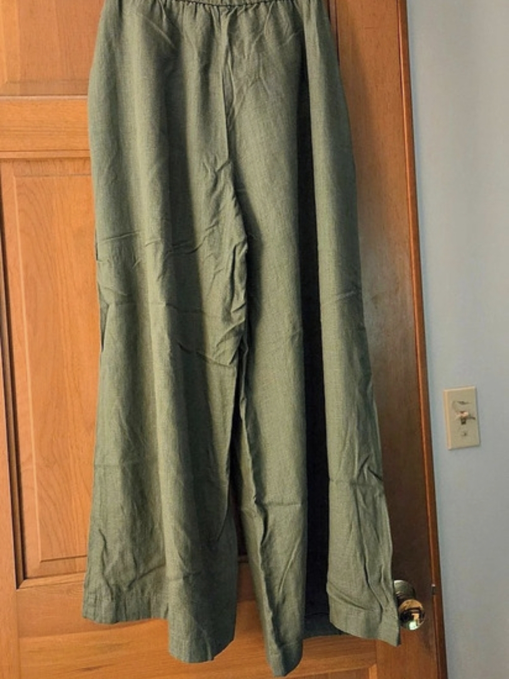 LOFT Pull-On Wide Leg Pants in Rayon Linen Green Size Large
